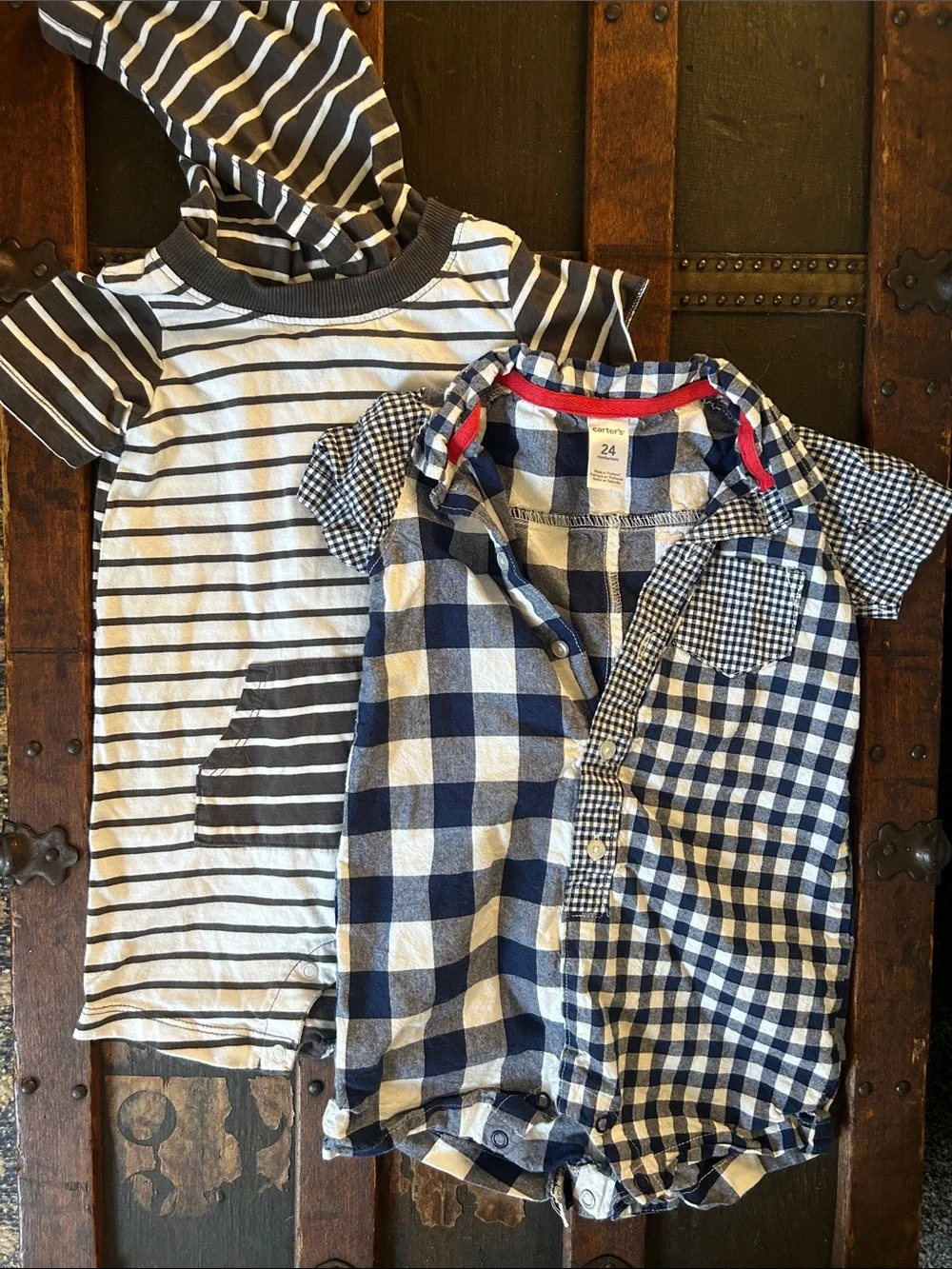 Carter’s onesie bundle; 24 months
